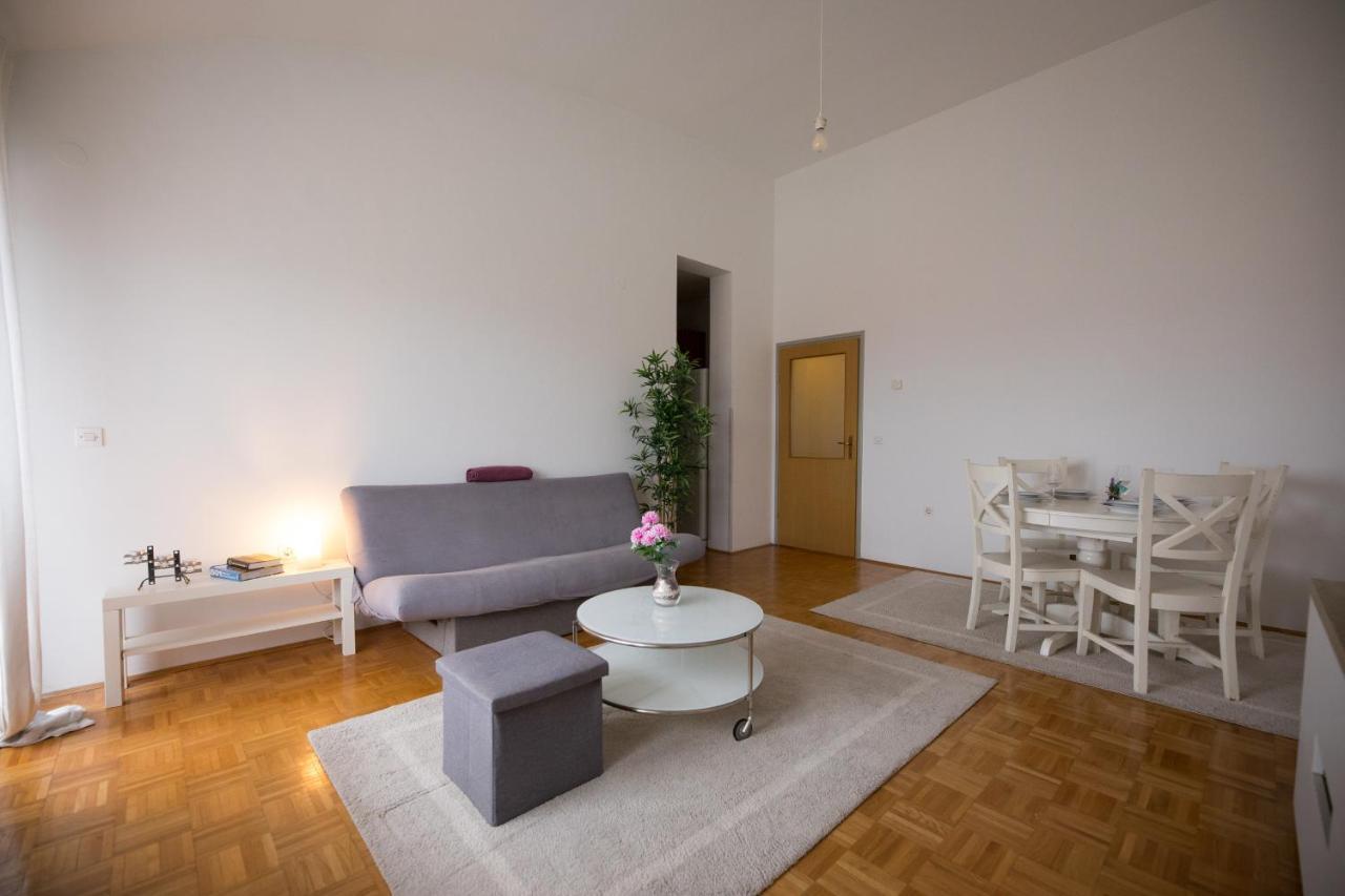Апартаменты Apartman Ana Осиек Экстерьер фото