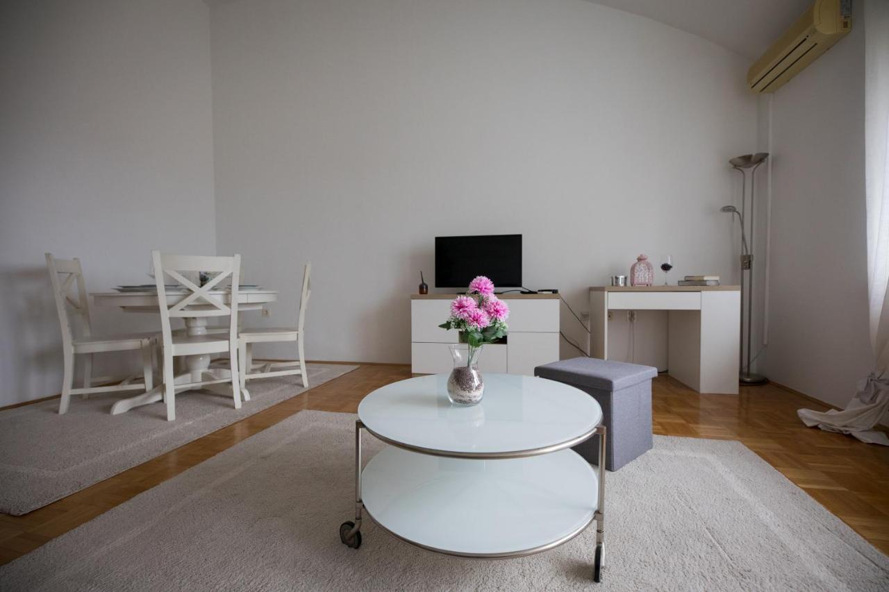 Апартаменты Apartman Ana Осиек Экстерьер фото